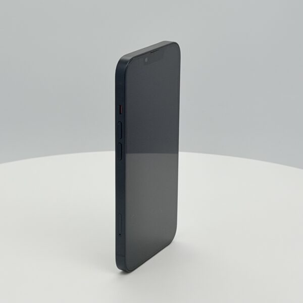 Apple iPhone 13 128GB Midnight / Špičkový – Obrázok 4